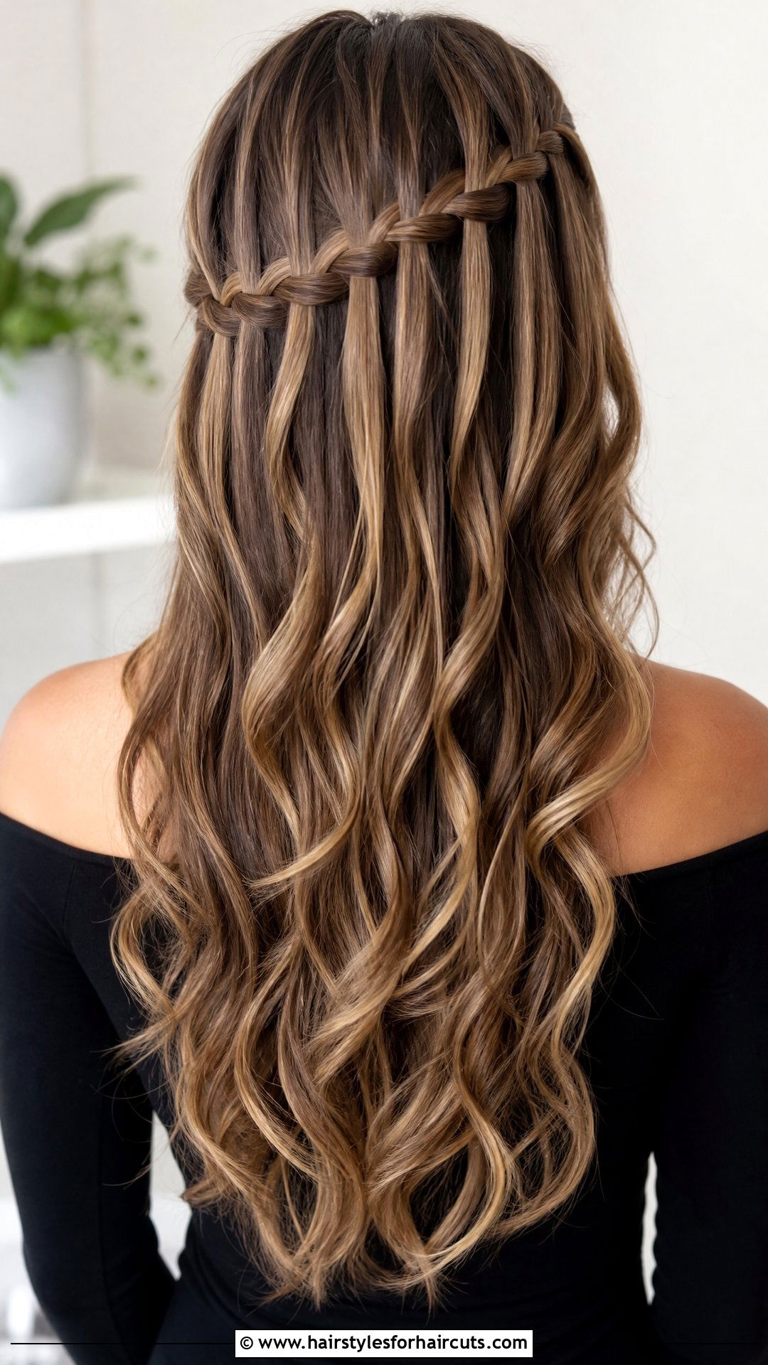 Waterfall Braid - 25 baby shower hairstyles - 25 baby shower hairstyles