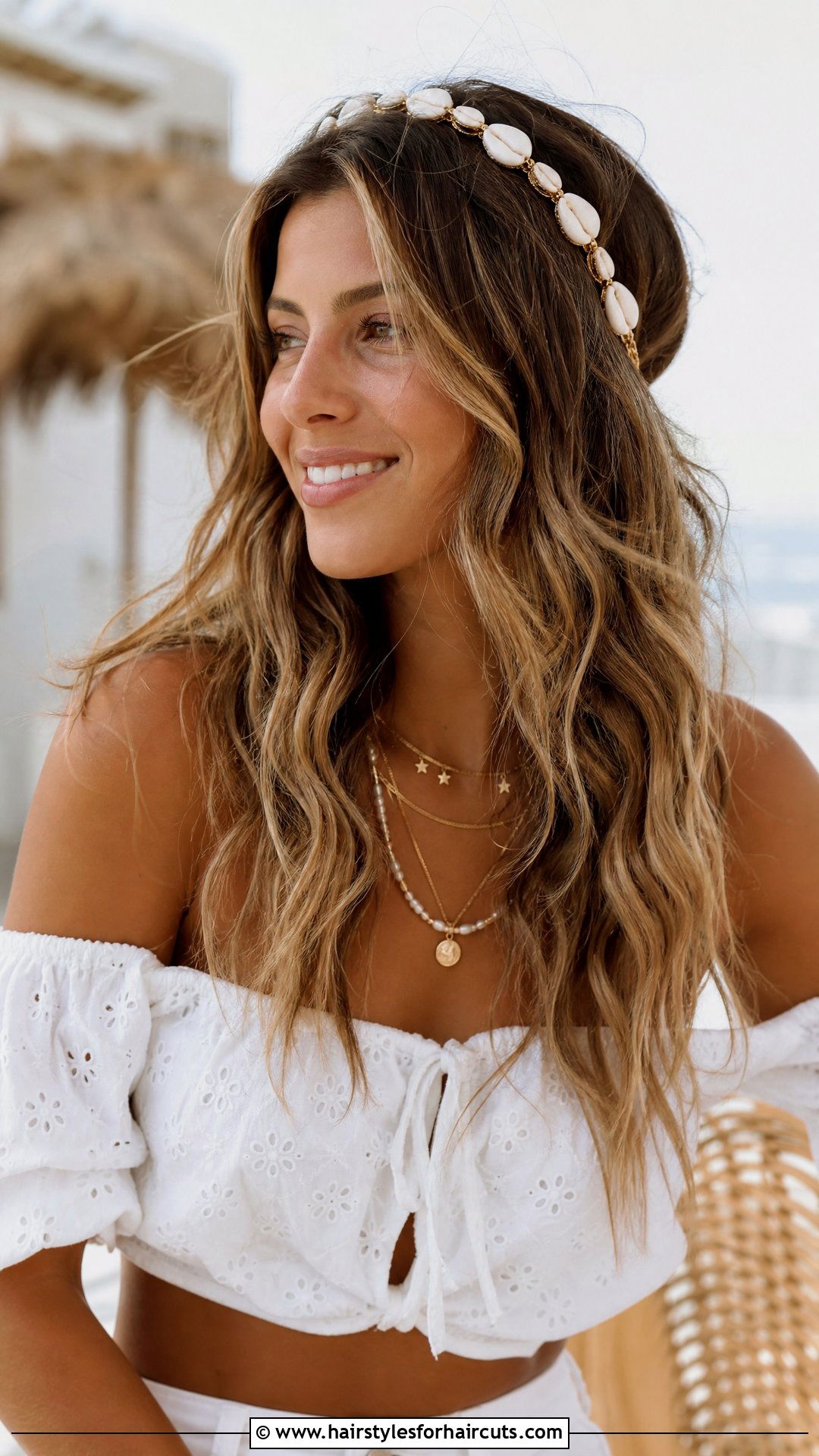 Wavy Beach Hair With Headband - 25 hairstyles with headbands - 25 hairstyles with headbands