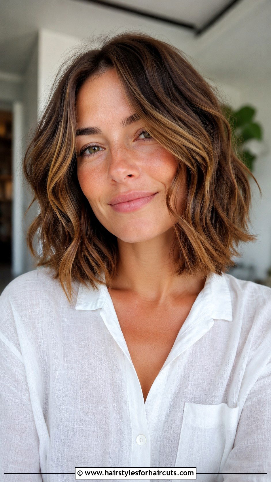 Wavy Bob - 25 short hair womens hairstyles - 25 short hair womens hairstyles