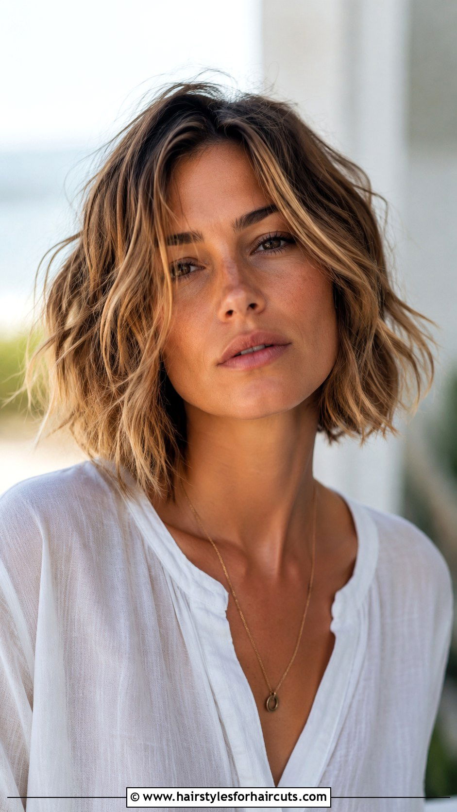 Wavy Bob - 25 bob haircuts for fine thin hair - 25 bob haircuts for fine thin hair