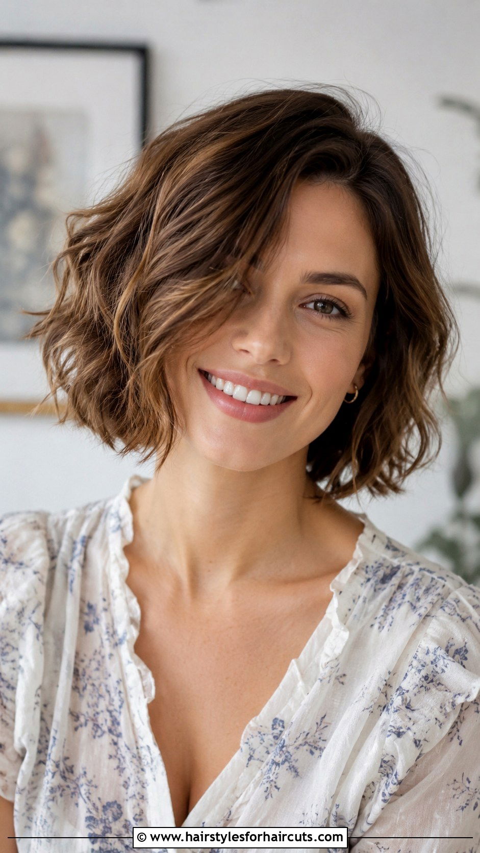 Wavy Bob Haircut With Side Part - 25 haircuts sides - 25 haircuts sides