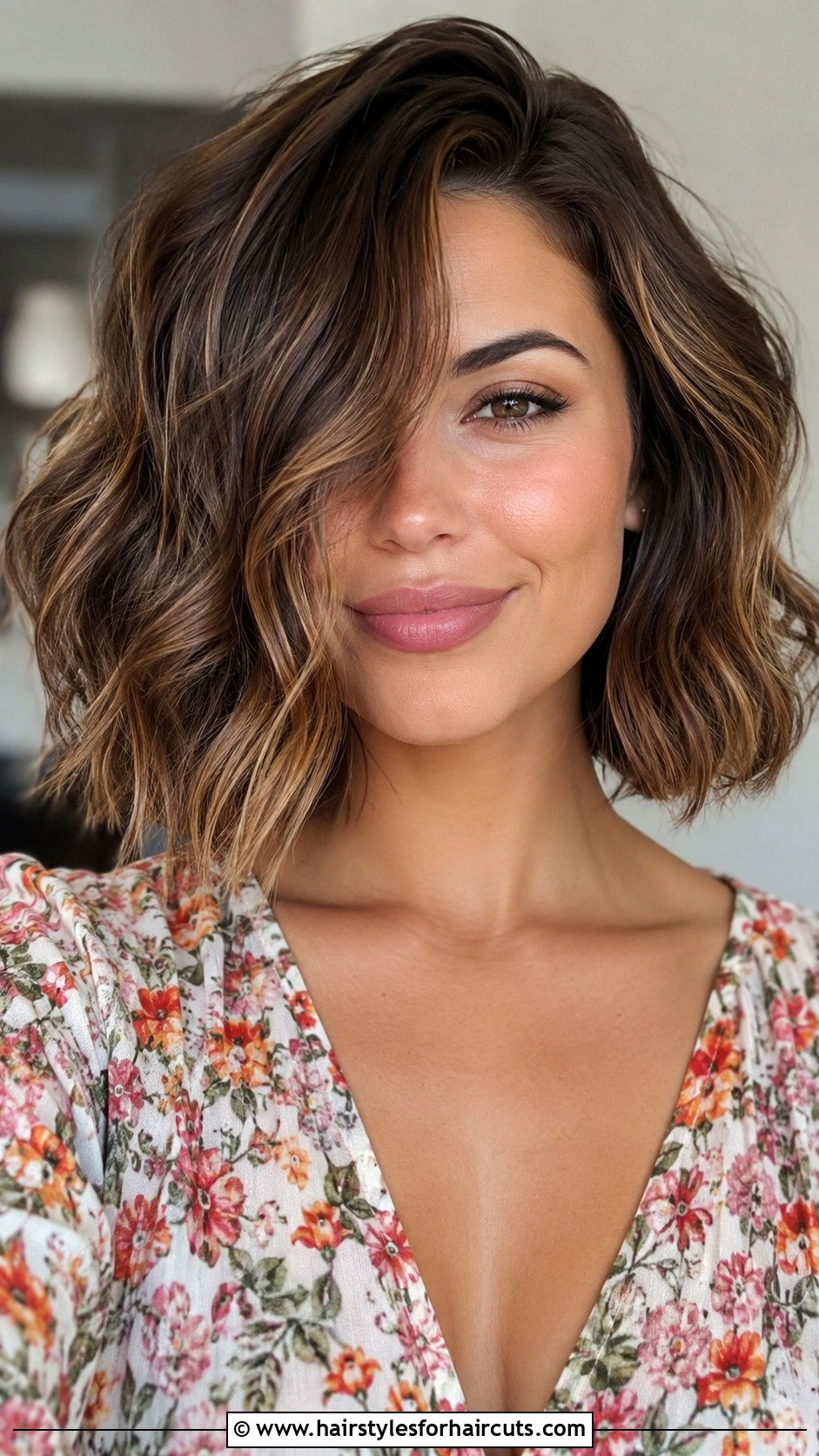 Wavy Bob With Deep Side Part - 25 thick hair round face medium length hairstyles - 25 thick hair round face medium length hairstyles