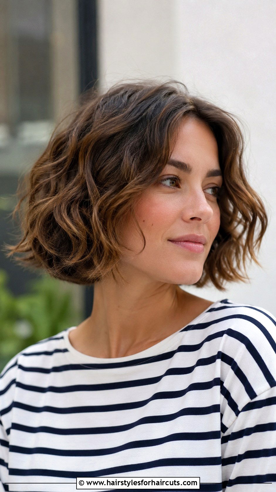 Wavy French Bob - 25 best hairstyles for wavy hair - 25 best hairstyles for wavy hair
