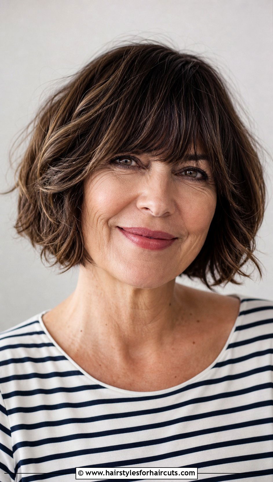 Wavy French Bob - 25 short haircuts for wavy hair over 50 - 25 short haircuts for wavy hair over 50