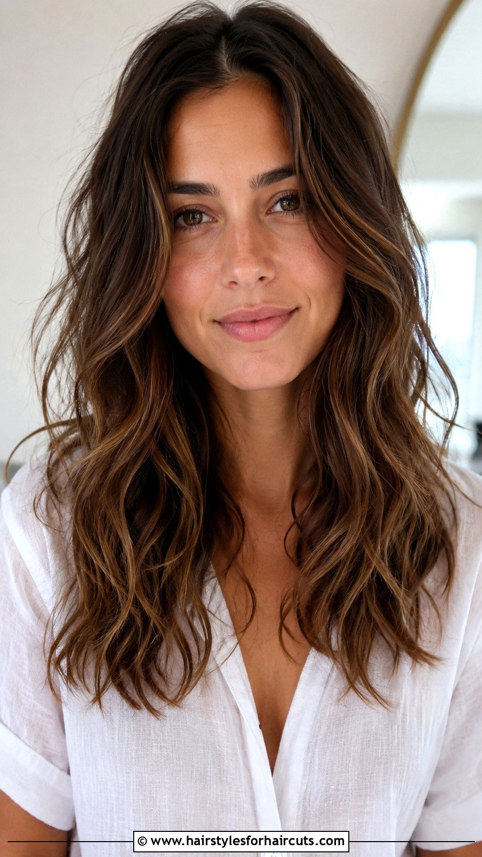 Wavy Hair Scissor Cut - 25 haircuts with scissors - 25 haircuts with scissors