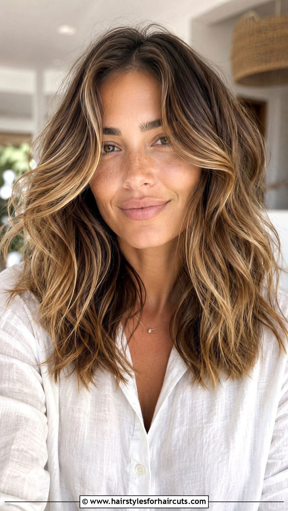 Wavy Halo Haircut - 25 halo haircuts - 25 halo haircuts