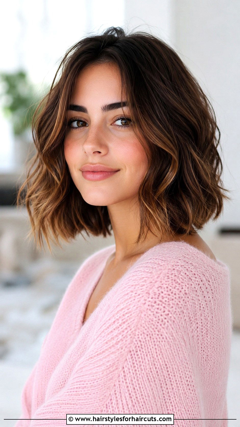 Wavy Lob Haircut - 25 easy haircuts for wavy hair - 25 easy haircuts for wavy hair