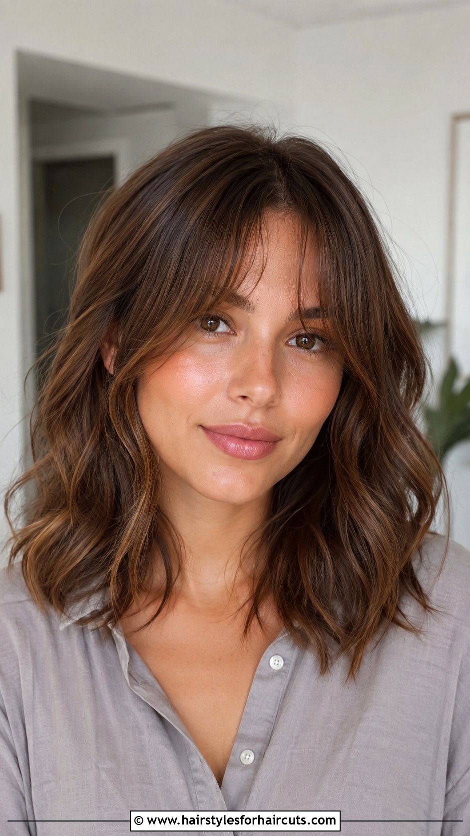 Wavy Lob With Curtain Bangs - 25 haircuts for big forehead - 25 haircuts for big forehead
