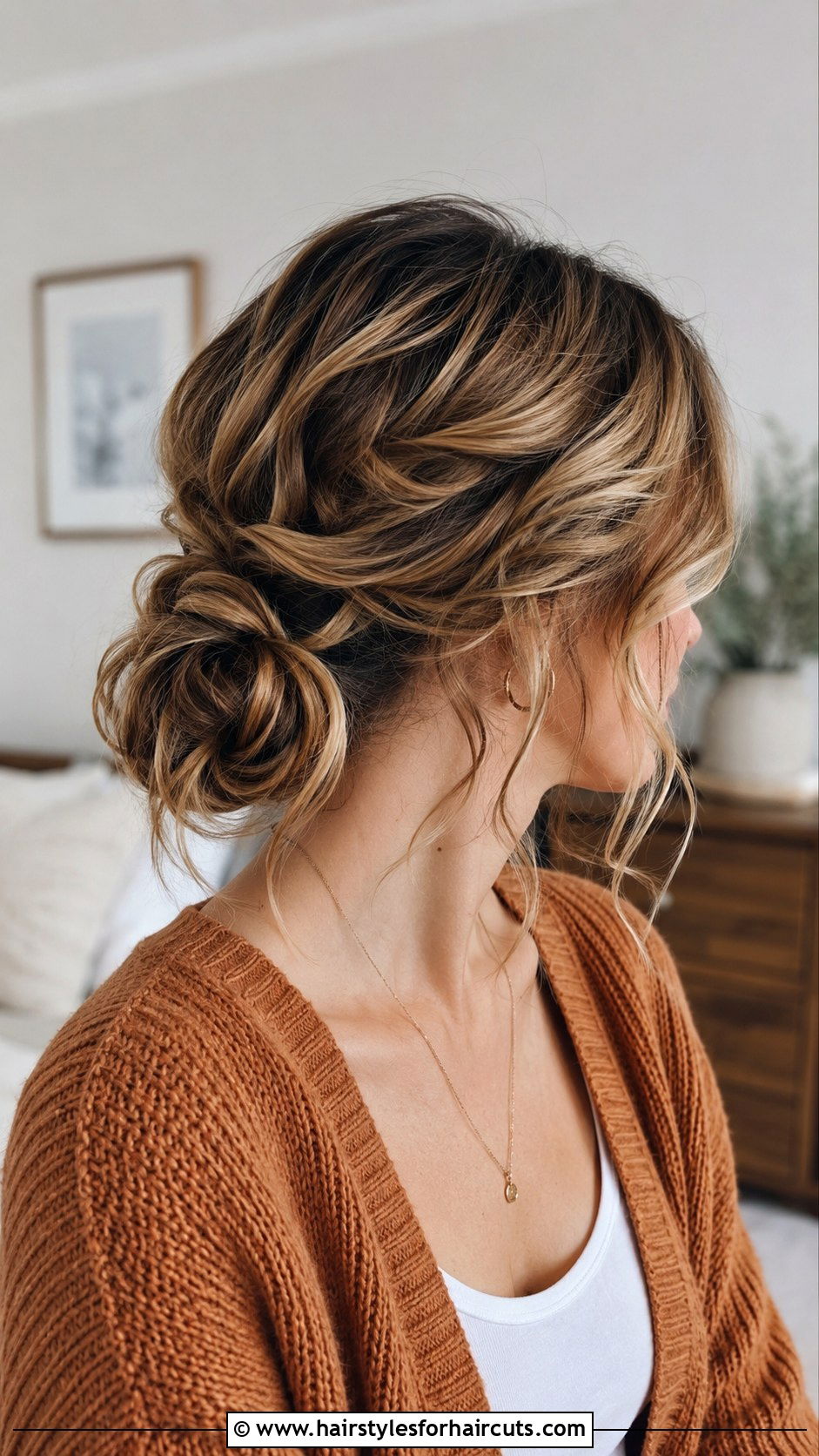 Wavy Low Chignon - 25 chignon hairstyles for medium length hair - 25 chignon hairstyles for medium length hair