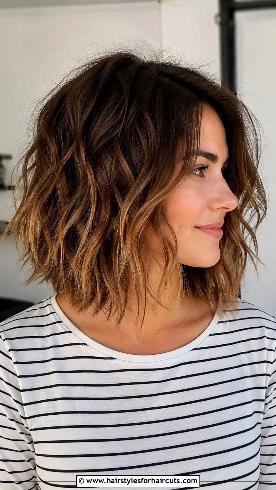 Wavy Textured Lob - 25 medium length wavy haircuts - 25 medium length wavy haircuts