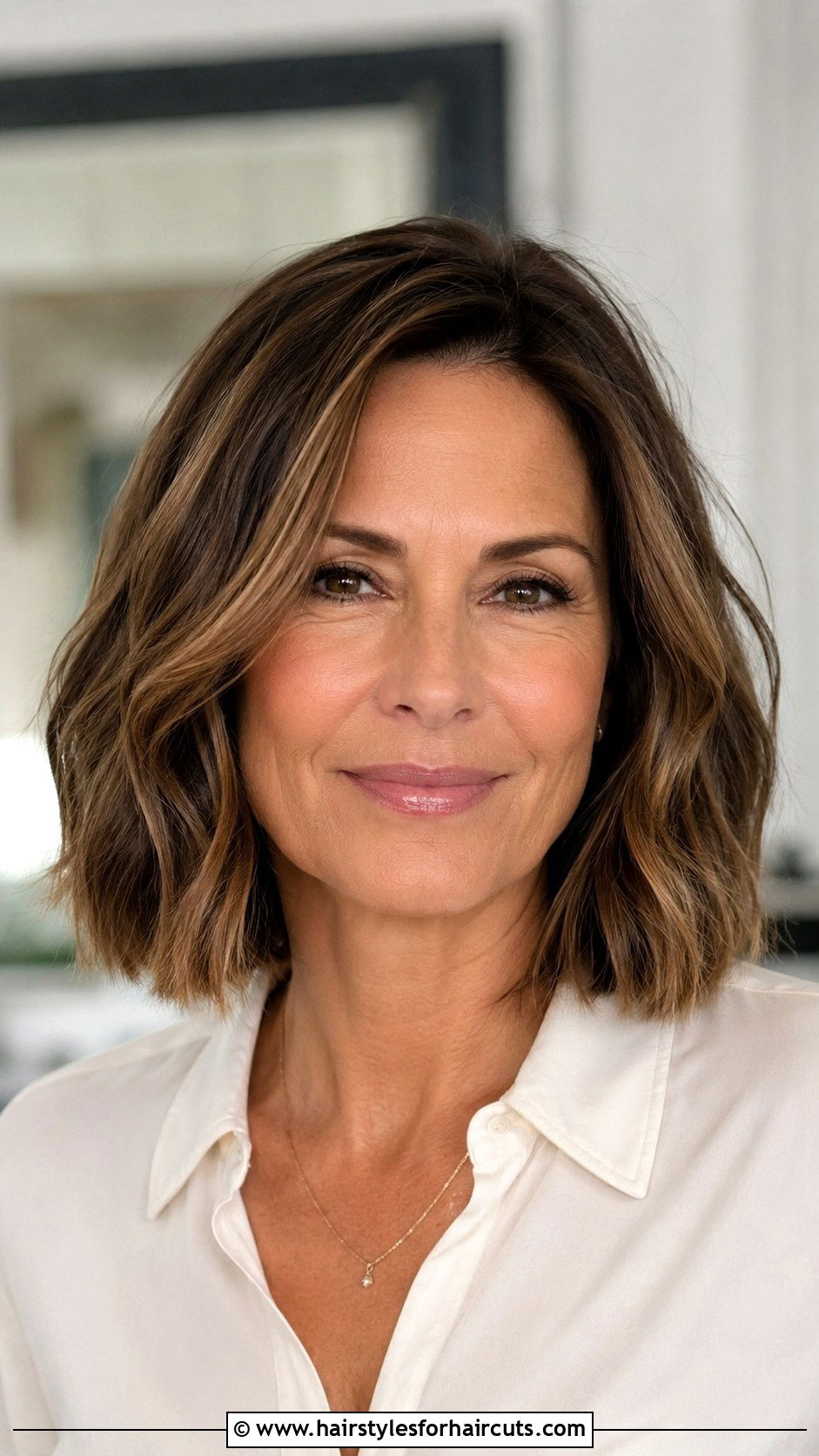 Wavy Textured Lob - 25 hairstyles for wavy hair women over 50 - 25 hairstyles for wavy hair women over 50