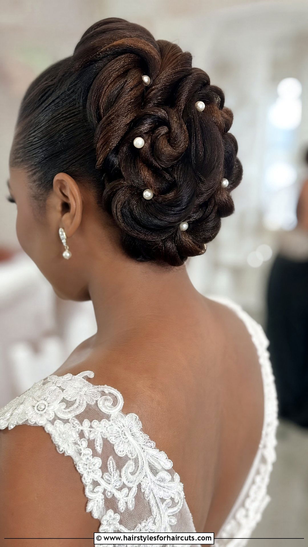 Wedding Finger Coil Updo - 25 wedding hairstyles for afro hair - 25 wedding hairstyles for afro hair