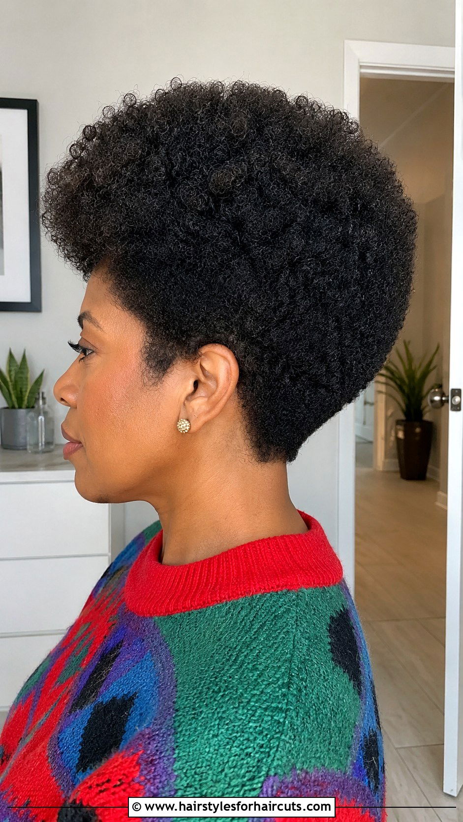 Wedge Cut Afro - 25 70s black hairstyles - 25 70s black hairstyles