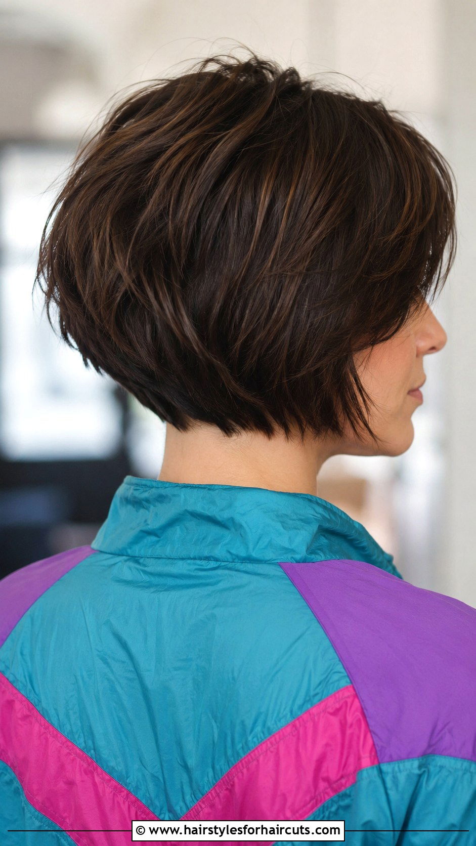 Wedge Cut Brunette Haircut - 25 brunette haircuts - 25 brunette haircuts