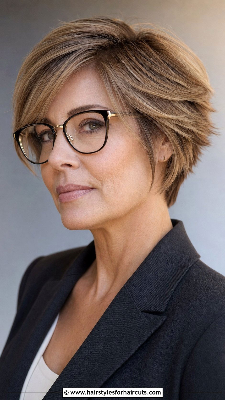 Wedge Haircut With Glasses - 25 hairstyles for women with glasses - 25 hairstyles for women with glasses