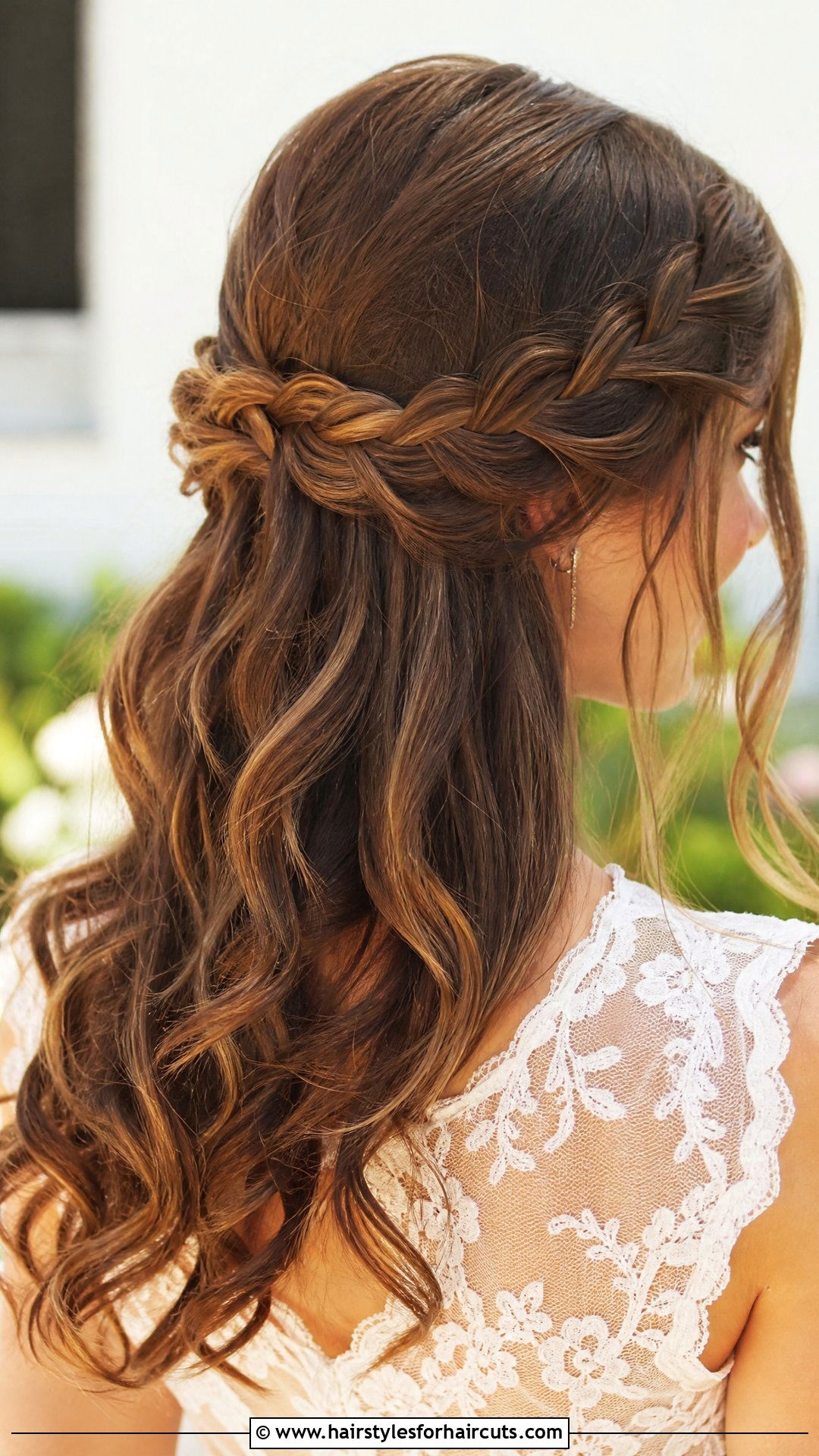 Western Lace Braid Half Up Hairstyle - 25 western hairstyles - 25 western hairstyles