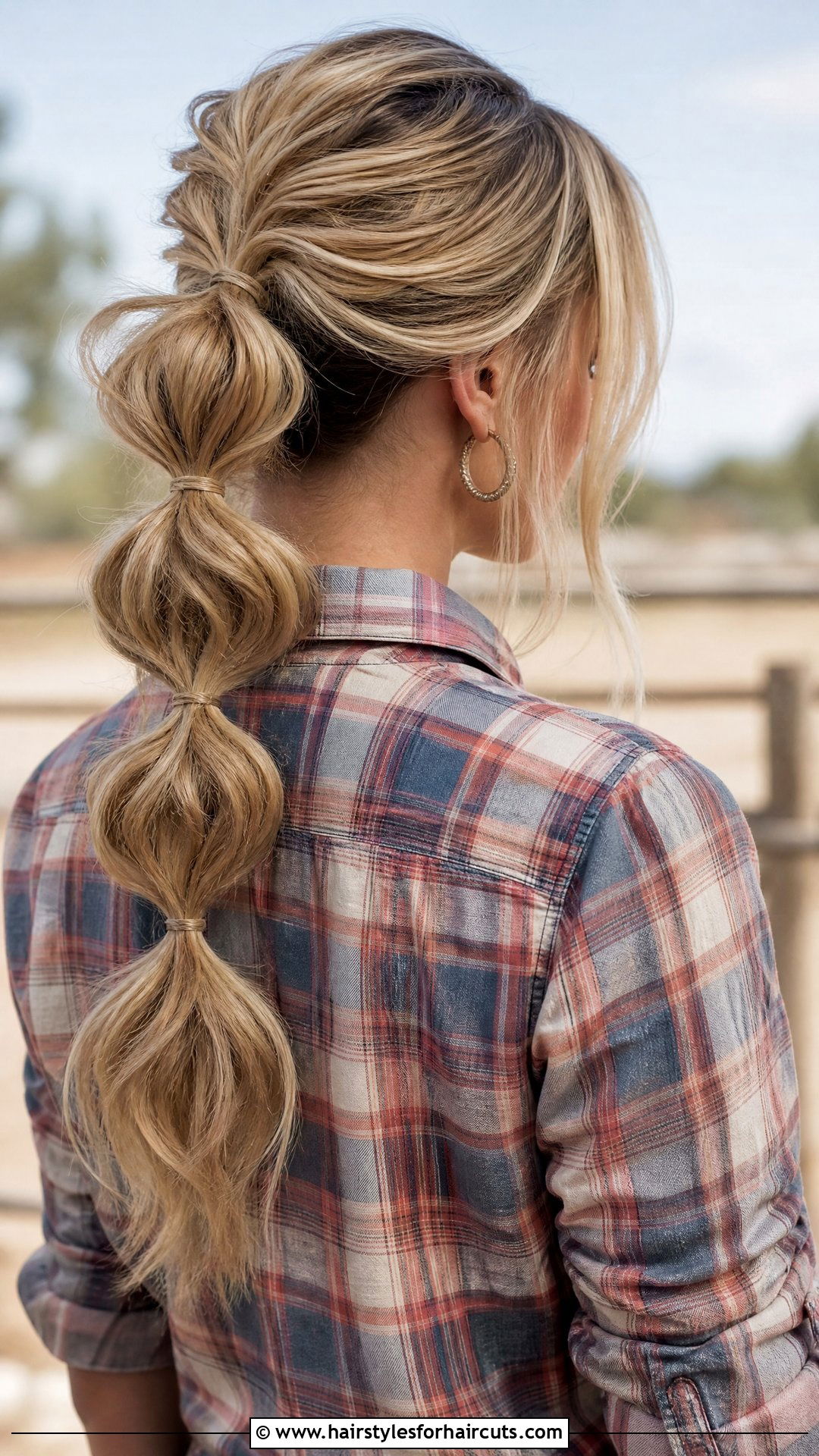 Western Pull Through Braid - 25 western hairstyles for long hair - 25 western hairstyles for long hair