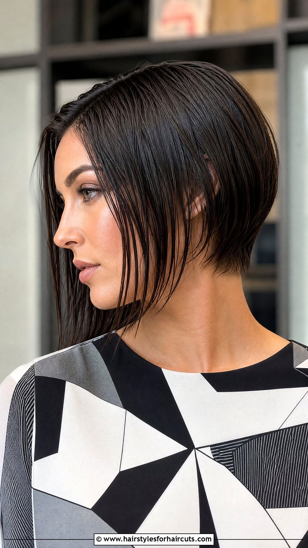 Wet Asymmetrical Bob - 25 wet hairstyles - 25 wet hairstyles