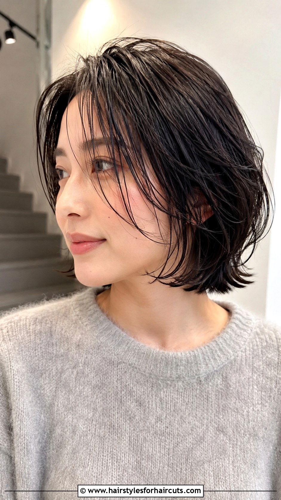 Wet Look Layered Bob - 25 wet hairstyles for short hair - 25 wet hairstyles for short hair