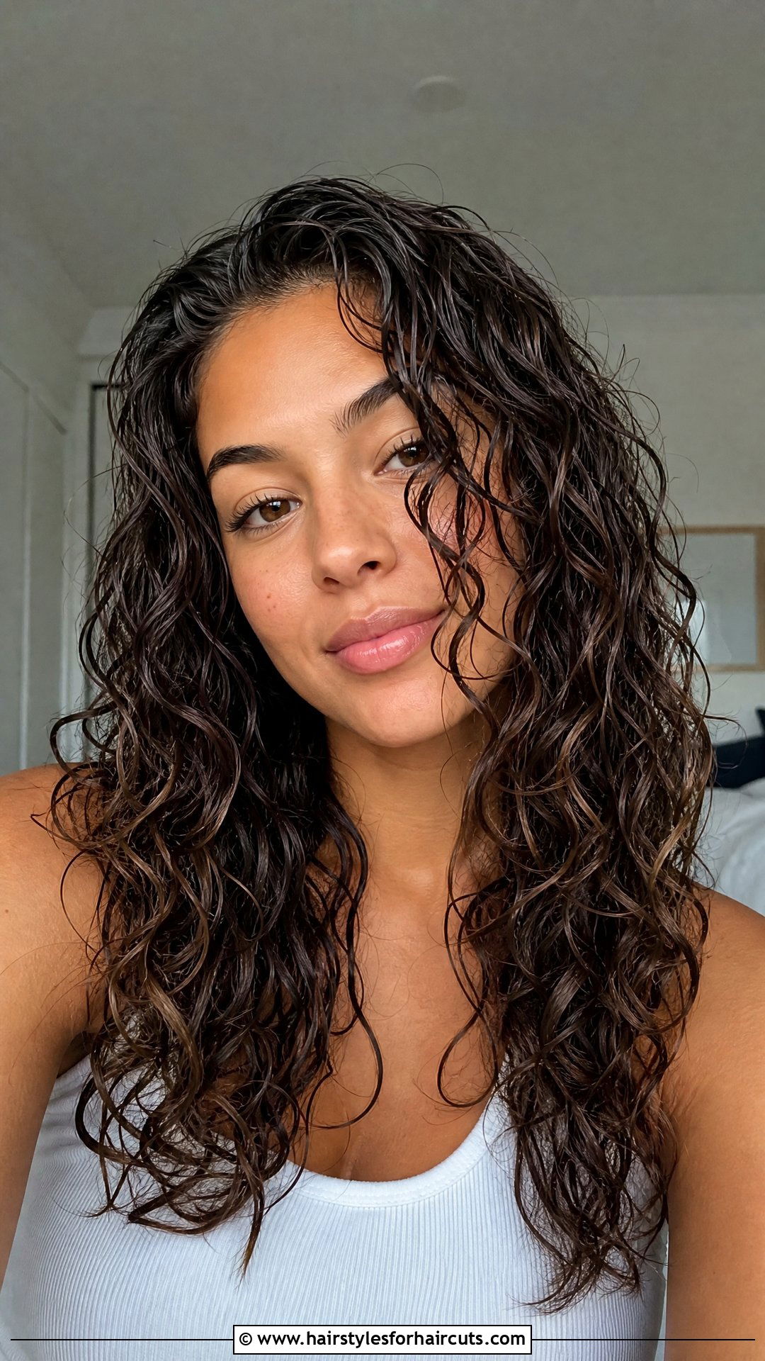 Wet Look Loose Curls - 25 wet hair hairstyles - 25 wet hair hairstyles