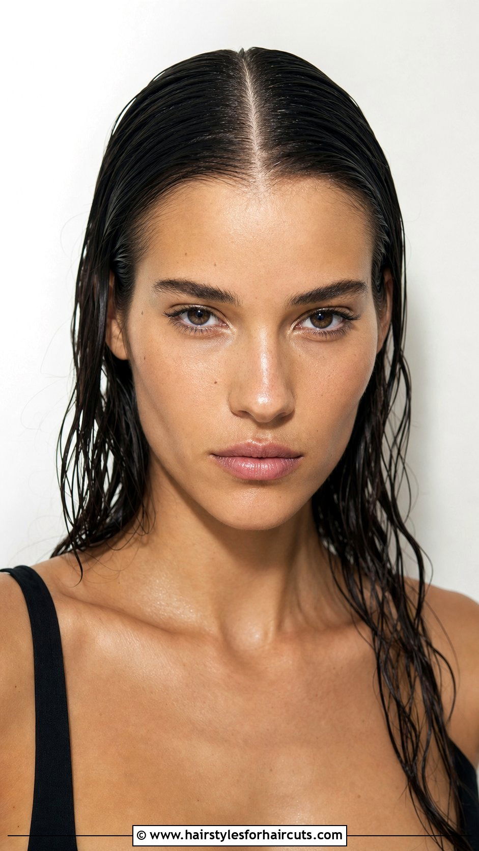 Wet Look Middle Part - 25 wet look hairstyles for black hair - 25 wet look hairstyles for black hair