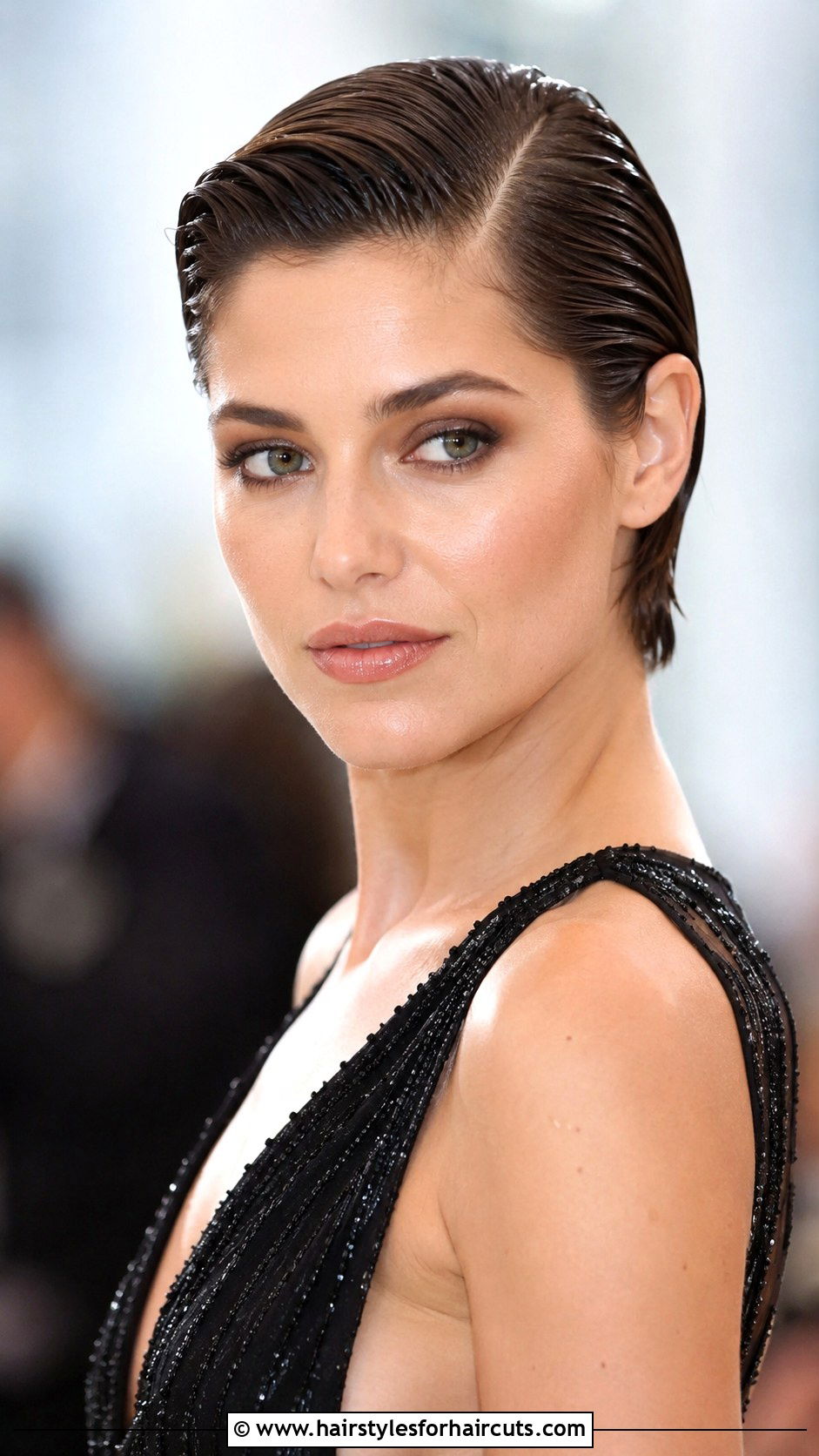 Wet Look Short Hair - 25 girls with short hairstyles - 25 girls with short hairstyles