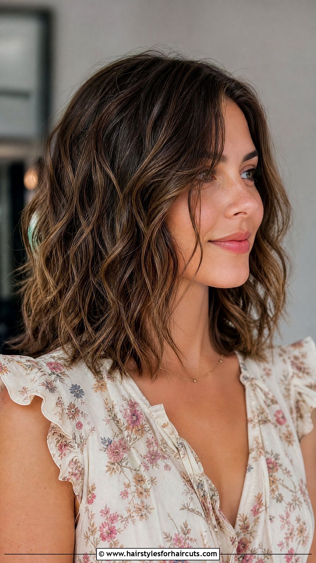 Wet Look Wavy Lob - 25 wet and wavy short hairstyles - 25 wet and wavy short hairstyles