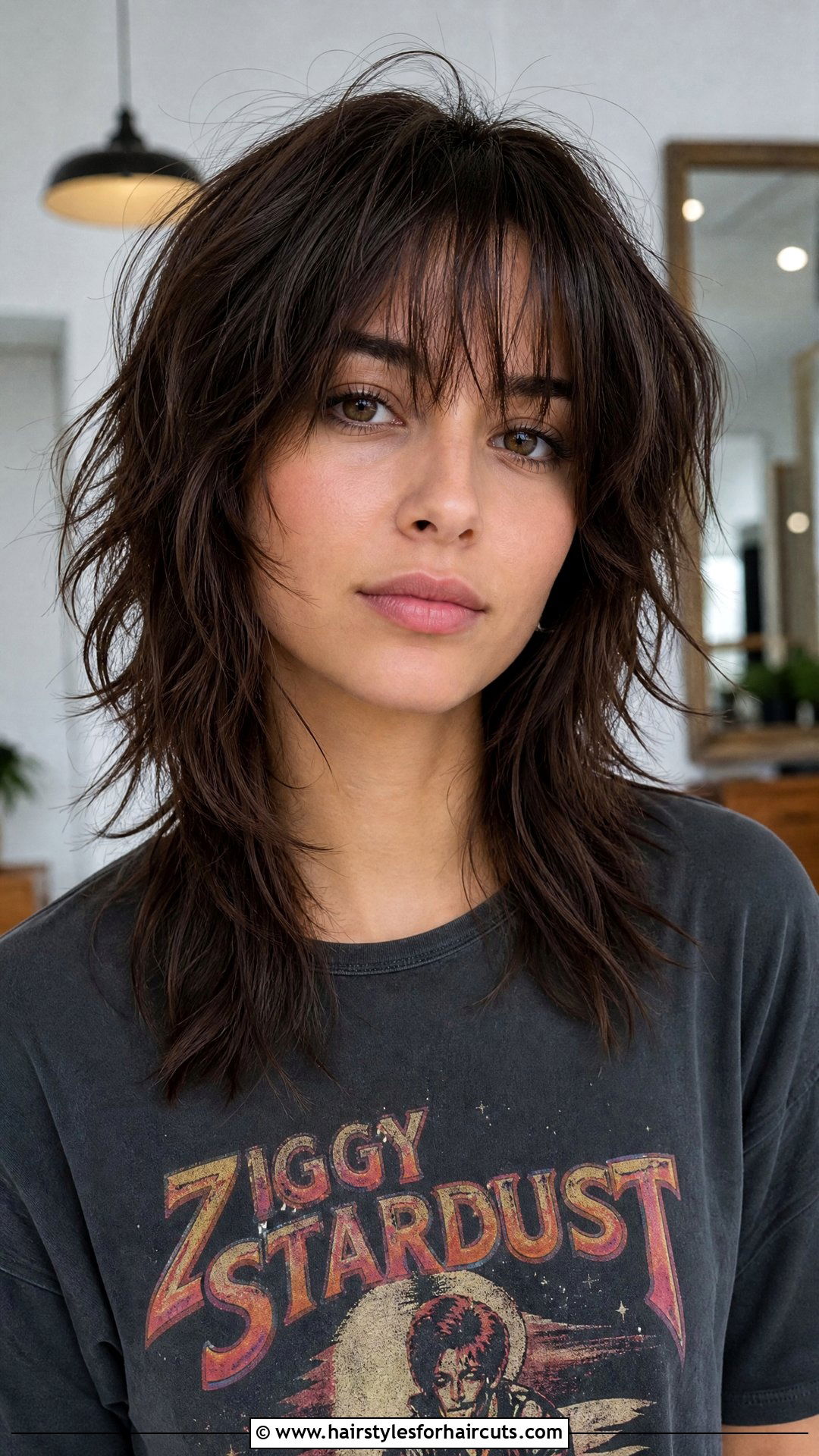 Wispy Bangs Medium Shag Haircut - 25 face framing haircuts for medium hair - 25 face framing haircuts for medium hair