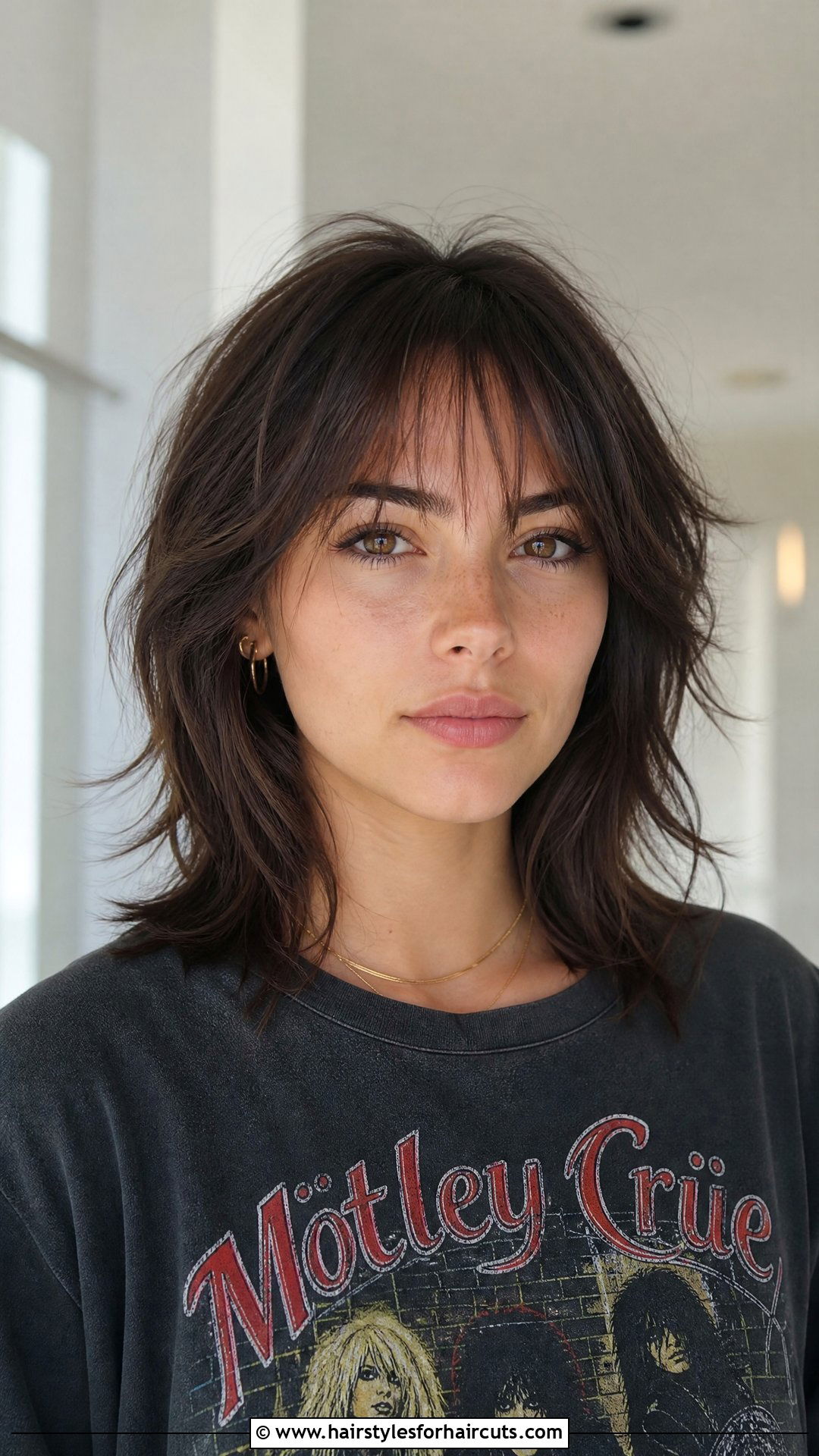 Wispy Bangs Shag Haircut - 25 haircuts for bangs - 25 haircuts for bangs
