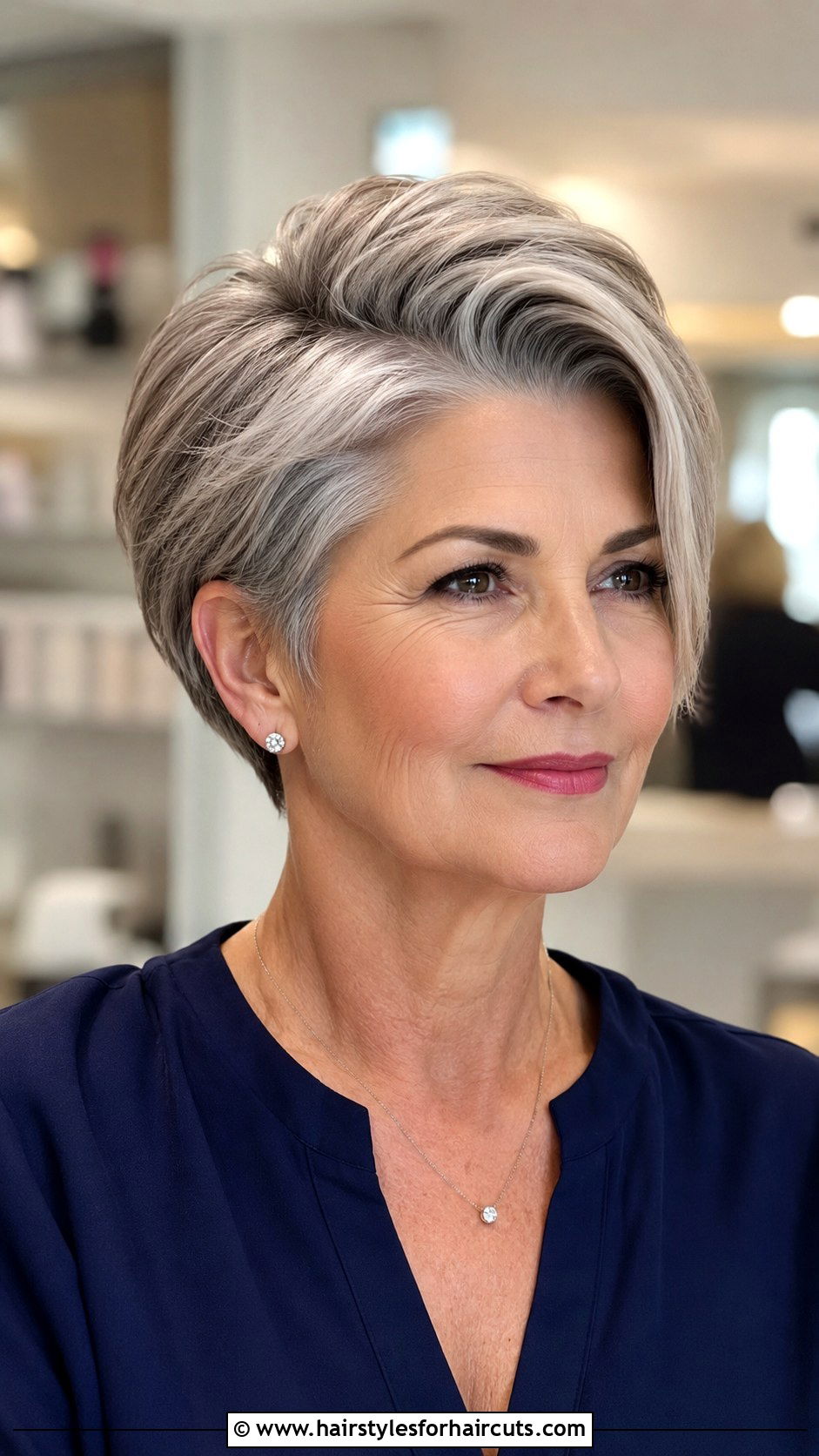 Wispy Layered Medium Cut - 25 hairstyles for mature women with fine hair - 25 hairstyles for mature women with fine hair