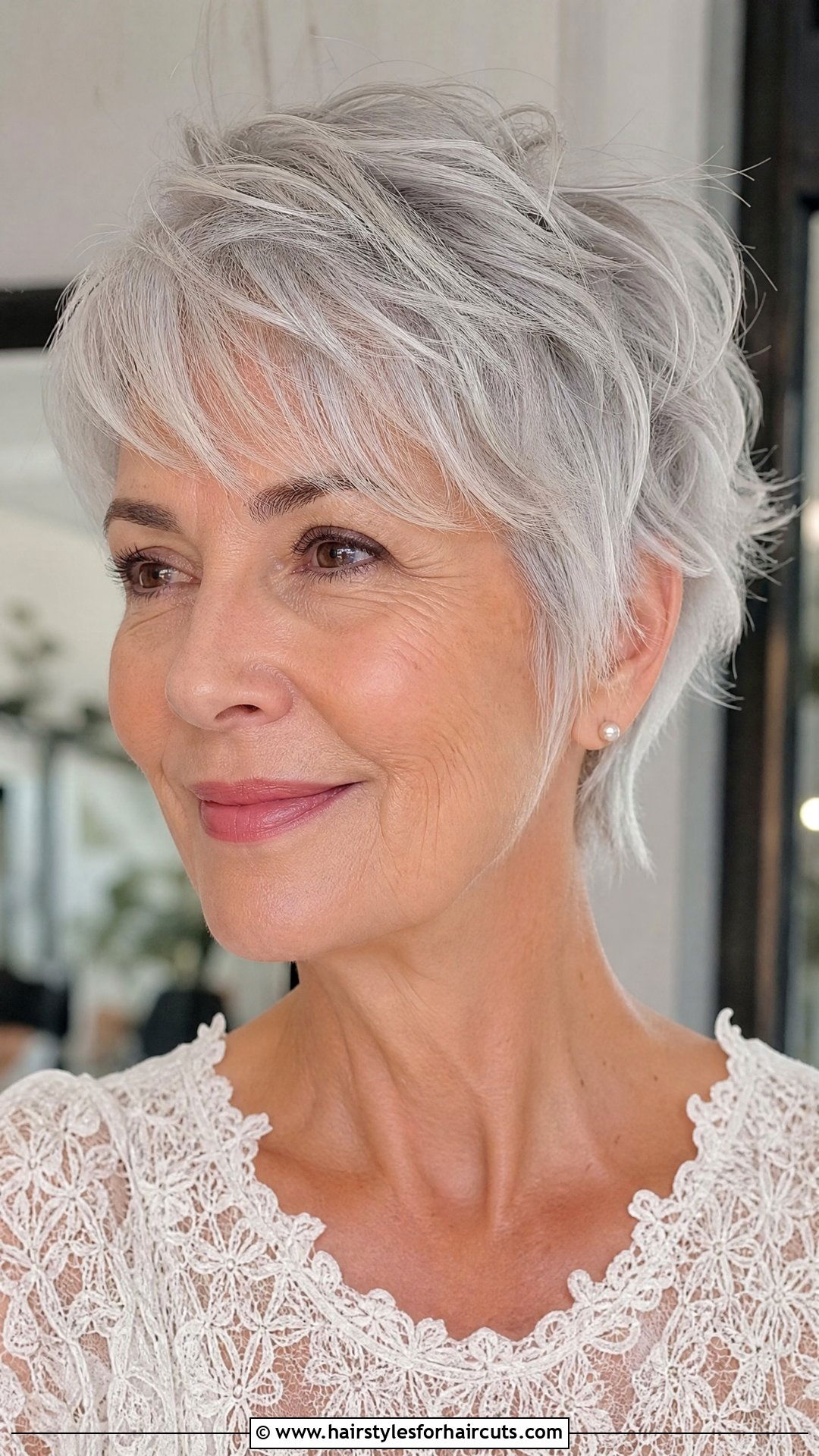 Wispy Pixie For Older Women - 25 pixie haircuts for gray hair - 25 pixie haircuts for gray hair