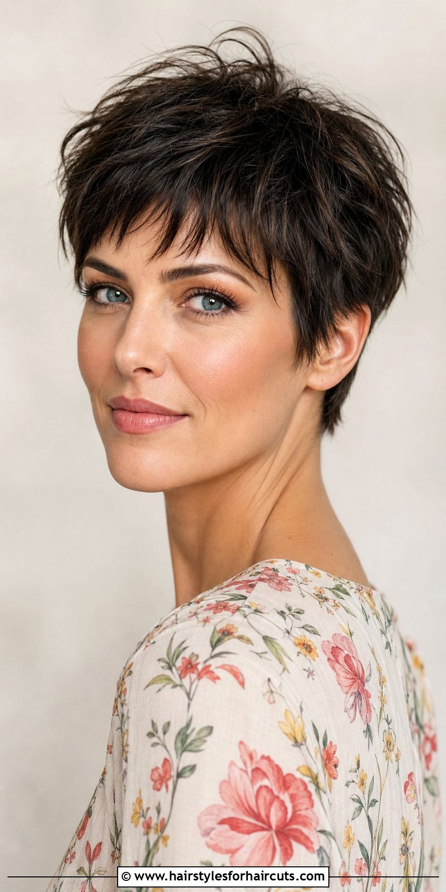 Wispy Pixie Haircut - 25 pixie haircuts for thick wavy hair - 25 pixie haircuts for thick wavy hair