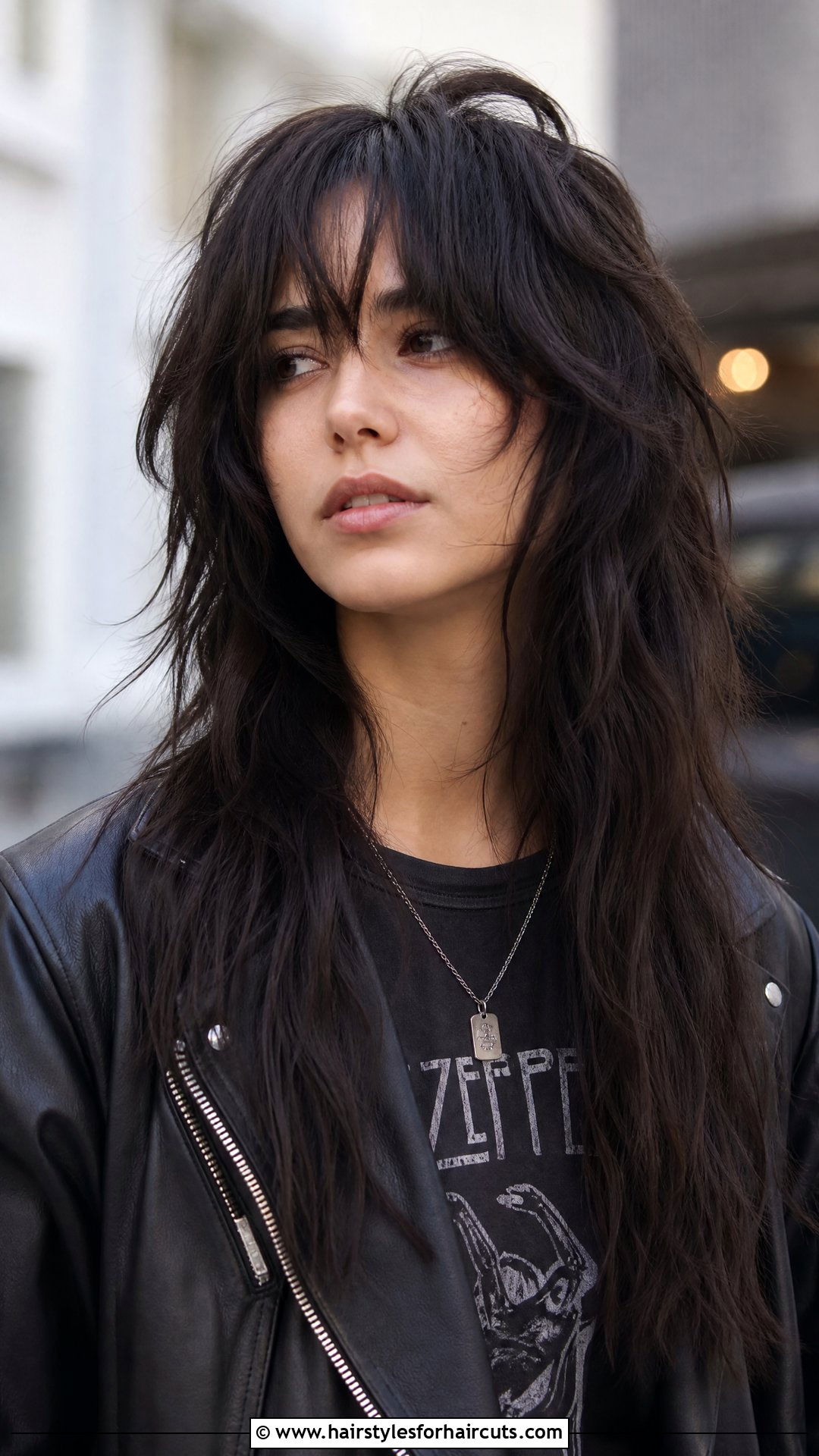 Wolf Cut Long Hair - 25 short layered haircuts on long hair - 25 short layered haircuts on long hair