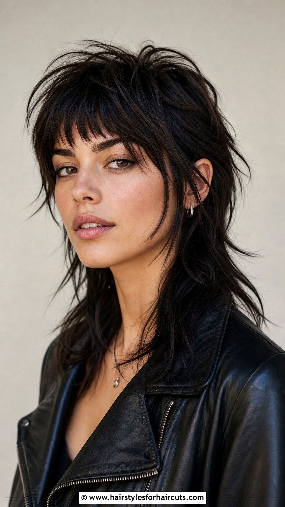 Wolf Cut With Bangs - 25 womens haircuts with bangs - 25 womens haircuts with bangs