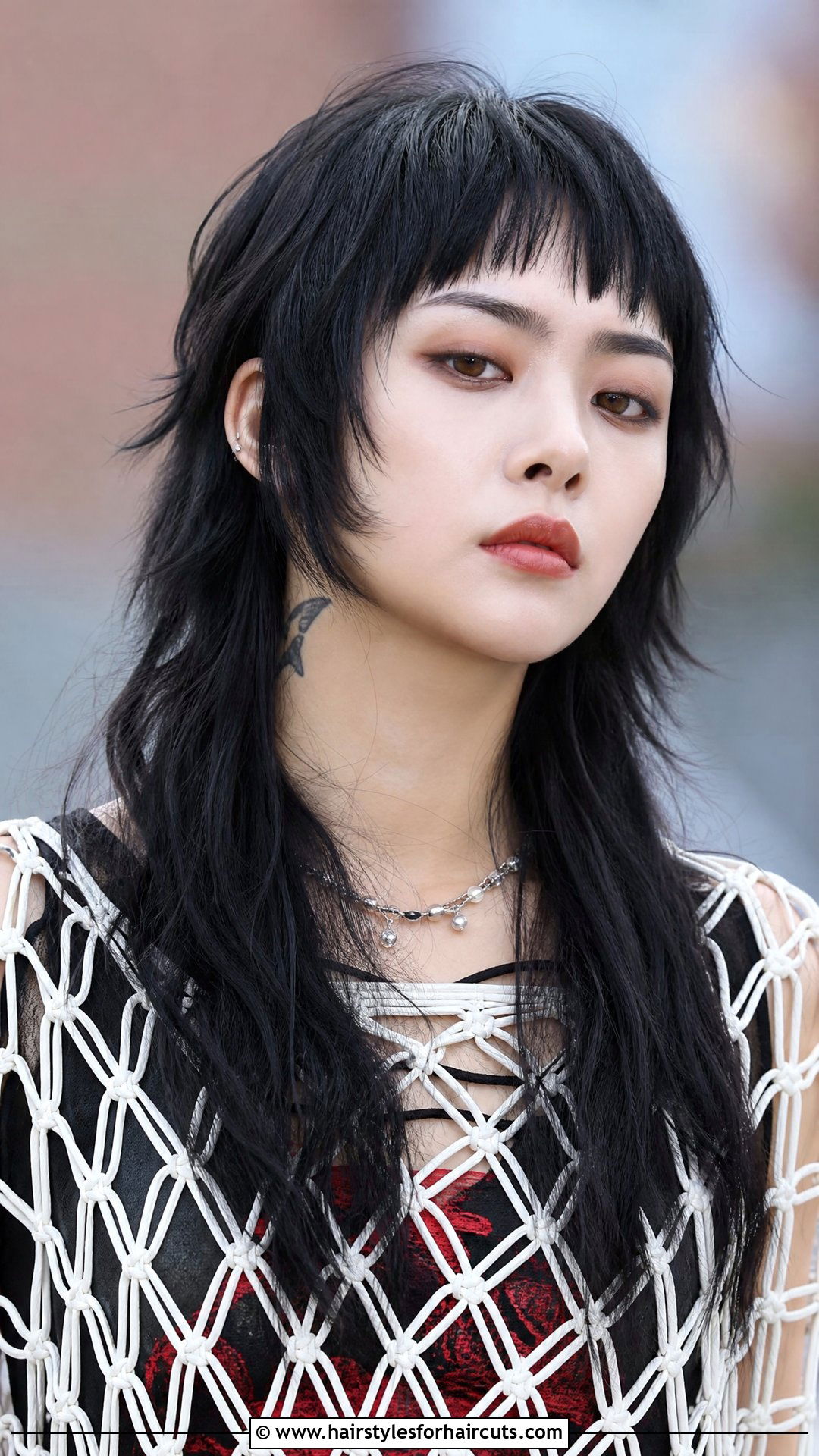 Wolf Haircut With Micro Bangs Straight Hair - 25 wolf haircuts straight hair - 25 wolf haircuts straight hair