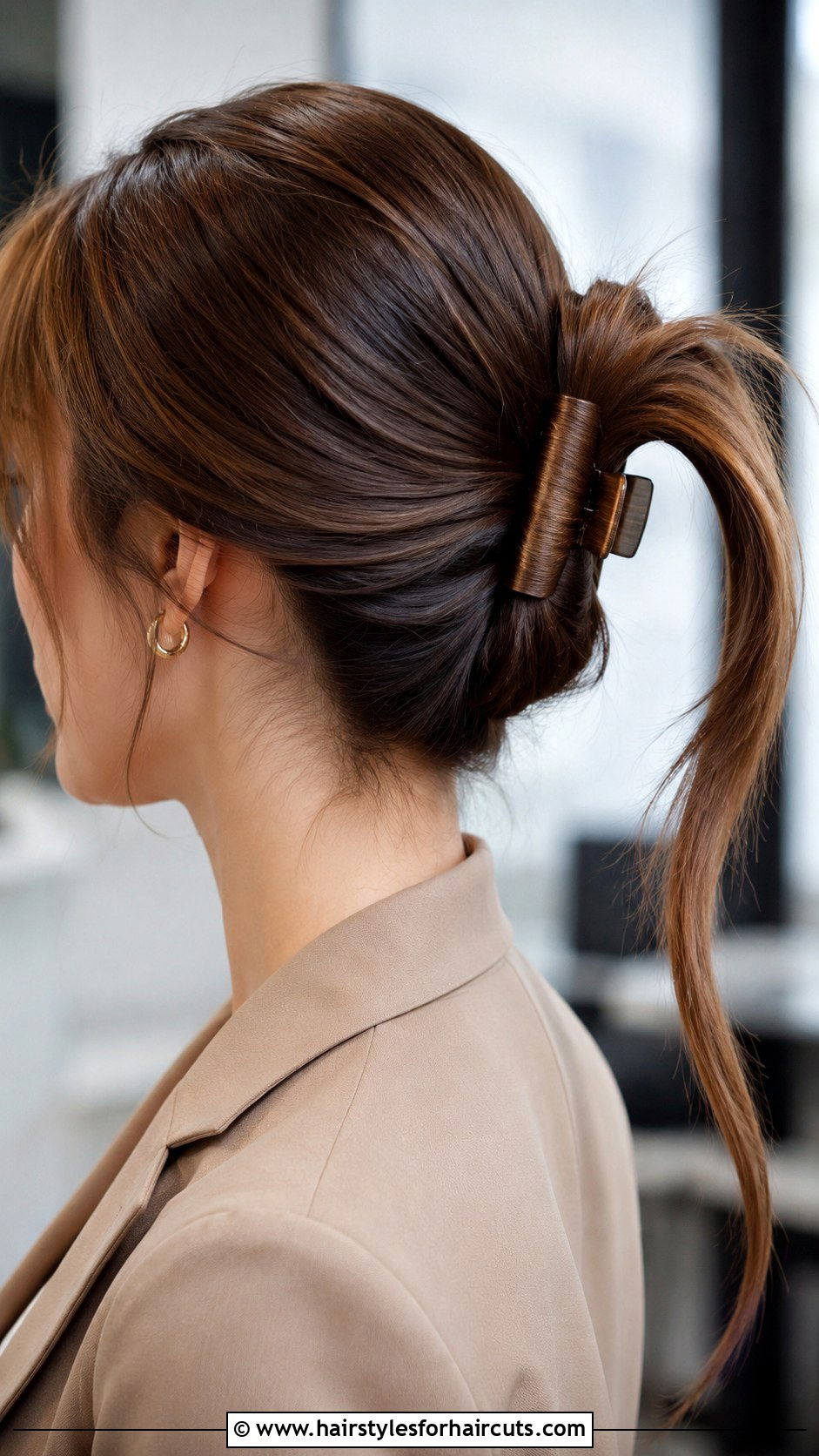 Wrapped Ponytail Claw Clip - 25 claw clip hairstyles for long hair - 25 claw clip hairstyles for long hair