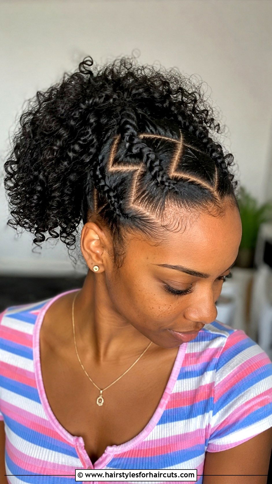 Zig Zag Part Rubber Band Curly Hair - 25 curly hair rubber band hairstyles - 25 curly hair rubber band hairstyles