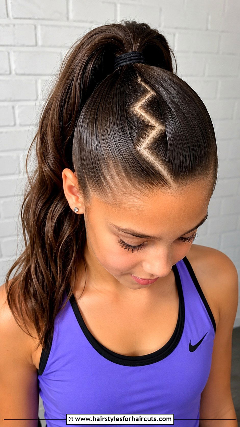 Zigzag Part Ponytail - 25 basketball hairstyles for girls - 25 basketball hairstyles for girls